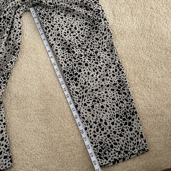 Leopard print pants - Picture 6 of 6